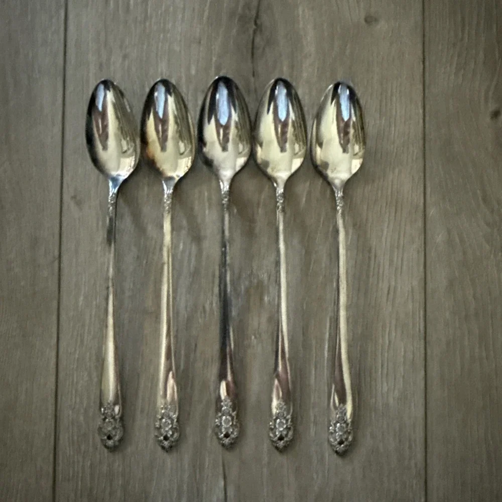Set of 5 Oneida DISTINCTION Iced Tea Spoons Silver Plate Prestige 1951 Flatware